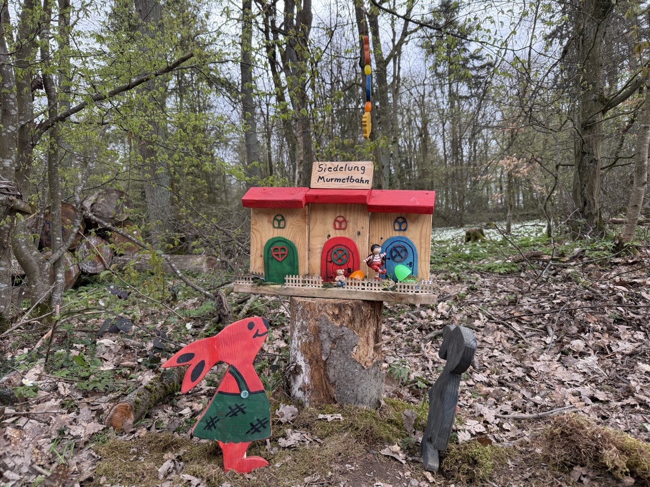 Familienwanderung auf dem Murmelbahn-Pfad in Stahlberg